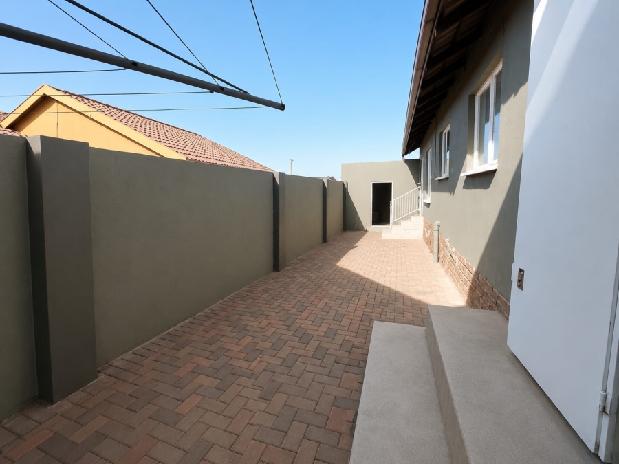 3 Bedroom Property for Sale in Tlhabane West North West